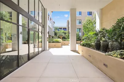 328 W Green St. #201, Pasadena, CA 91105 - Photo 3