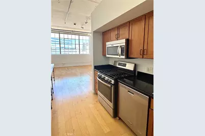 420 S San Pedro Street #405, Los Angeles, CA 90013 - Photo 9