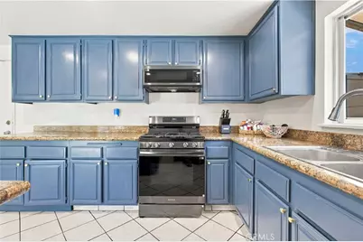 11319 Rancherias Drive, Fontana, CA 92337 - Photo 9