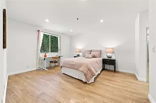 2222 N Beachwood Dr, Los Angeles, CA 90068 - Photo 13