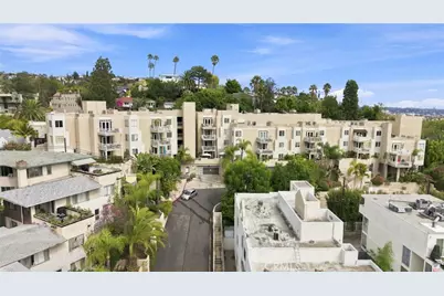 2222 N Beachwood Drive #105, Los Angeles, CA 90068 - Photo 37