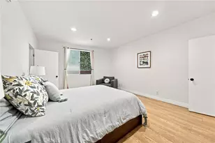 2222 N Beachwood Dr, Los Angeles, CA 90068 - Photo 19