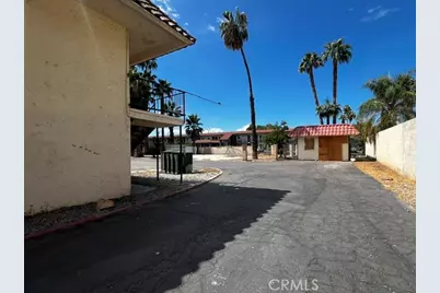 2700 W Florida, Hemet, CA 92545 - Photo 17