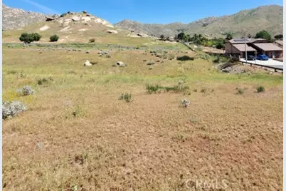 3000 Valencia Hill Dr., Riverside, CA 92507 - Photo 3
