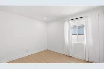 1746 W 38th Place, Los Angeles, CA 90062 - Photo 21