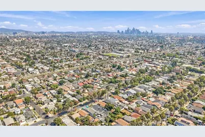 1746 W 38th Place, Los Angeles, CA 90062 - Photo 35
