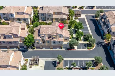 44940 Honey Locust, Temecula, CA 92592 - Photo 3