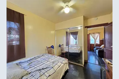 1914 Firestone, Los Angeles, CA 90001 - Photo 11