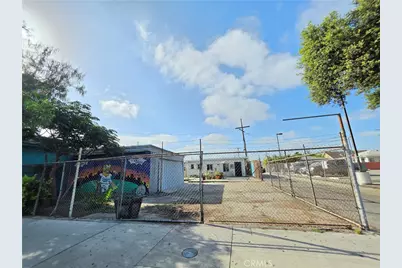 1914 Firestone, Los Angeles, CA 90001 - Photo 23