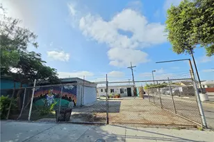 1914 Firestone, Los Angeles, CA 90001 - Photo 23
