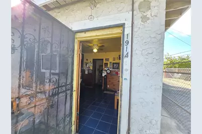 1914 Firestone, Los Angeles, CA 90001 - Photo 5