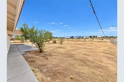 10968 Nambe, Apple Valley, CA 92308 - Photo 23
