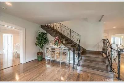 555 Sierra Madre Boulevard, San Marino, CA 91108 - Photo 11