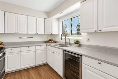 9311 Shadowood #E, Montclair, CA 91763 - Photo 23