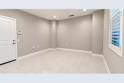 631 W Foothill #26, Glendora, CA 91741 - Photo 11