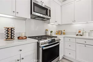 111 Episode, Irvine, CA 92618 - Photo 29