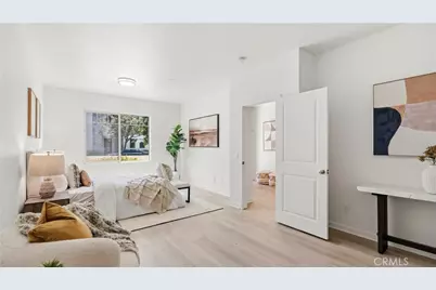 111 Episode, Irvine, CA 92618 - Photo 11