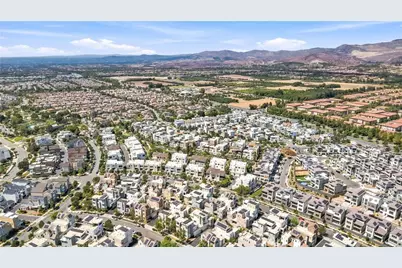 111 Episode, Irvine, CA 92618 - Photo 59