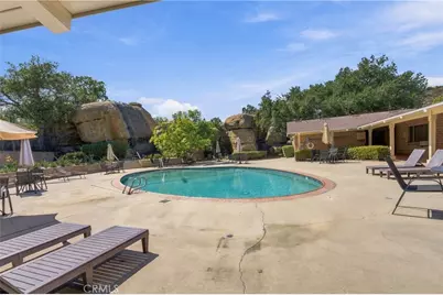 11401 Topanga Canyon Blvd #37, Chatsworth, CA 91311 - Photo 43