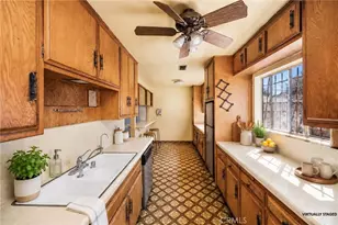 638 E 137th, Los Angeles, CA 90059 - Photo 3