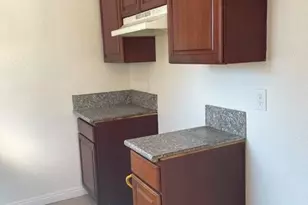 320 E Pearl, Pomona, CA 91767 - Photo 5