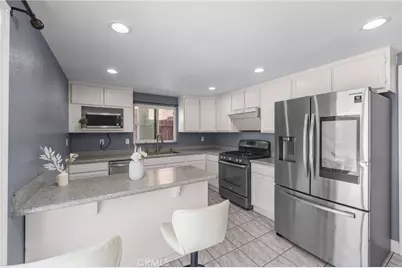 11366 Sage, Fontana, CA 92337 - Photo 9