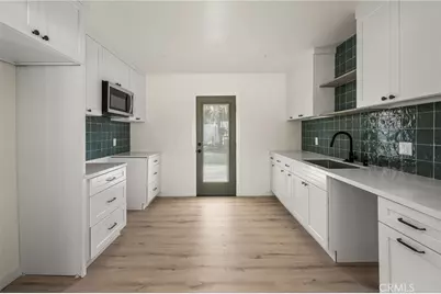 2430 W Bennett, Compton, CA 90220 - Photo 9