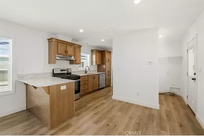 2193 Los Feliz Drive #8, Thousand Oaks, CA 91362 - Photo 3