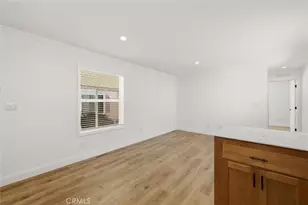 2193 Los Feliz Dr, Thousand Oaks, CA 91362 - Photo 11