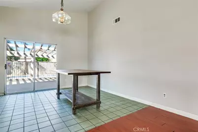 8344 Bermuda Court, Fontana, CA 92335 - Photo 7