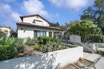 262 N Wilson Avenue #104, Pasadena, CA 91106 - Photo 3
