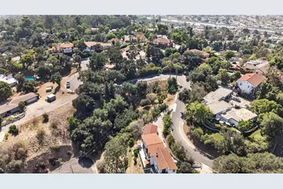 943 Hillcrest Drive, Pomona, CA 91768 - Photo 13