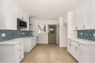 705 S Corlett Avenue, Compton, CA 90220 - Photo 9