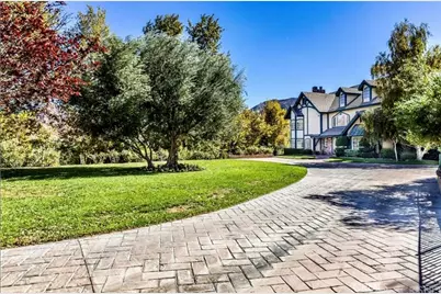 16418 Cambria Estates Lane, Canyon Country, CA 91387 - Photo 3