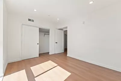 176 N Catalina Ave #404, Pasadena, CA 91106 - Photo 23