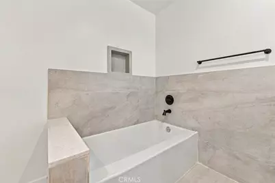 176 N Catalina Ave #102, Pasadena, CA 91106 - Photo 45