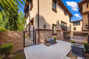 656 W Huntington, Arcadia, CA 91007 - Photo 15
