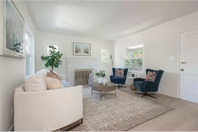 210 N Naomi, Burbank, CA 91505 - Photo 11