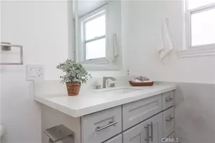 210 N Naomi, Burbank, CA 91505 - Photo 37
