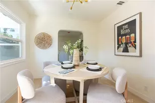 210 N Naomi, Burbank, CA 91505 - Photo 15