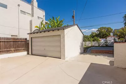 210 N Naomi, Burbank, CA 91505 - Photo 47