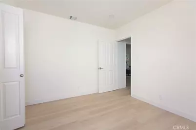 210 N Naomi, Burbank, CA 91505 - Photo 23