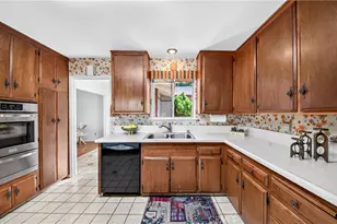 1903 W Chanticleer Rd, Anaheim, CA 92804 - Photo 15
