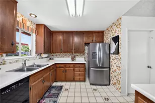 1903 W Chanticleer Rd, Anaheim, CA 92804 - Photo 17