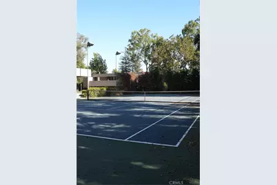 1665 Euston, San Marino, CA 91108 - Photo 9