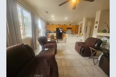 38719 37th E, Palmdale, CA 93550 - Photo 3