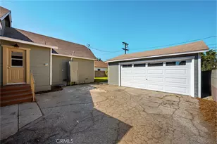 2047 W 78th Pl, Los Angeles, CA 90047 - Photo 27