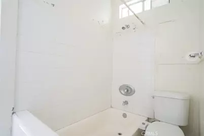 5049 Meridian, Los Angeles, CA 90042 - Photo 5