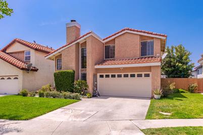 2523 Briarhurst Court, Simi Valley, CA 93063 - Photo 1