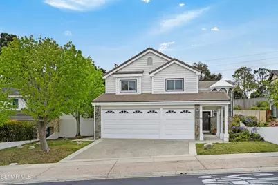 6 Village Circle, Manhattan Beach, CA 90266 - Photo 1